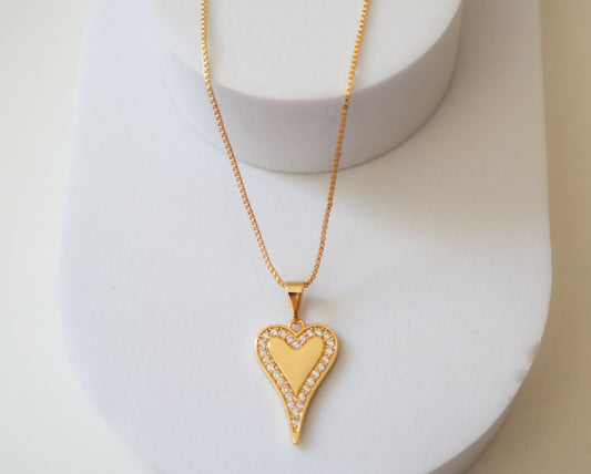 COLAR IN LOVE
